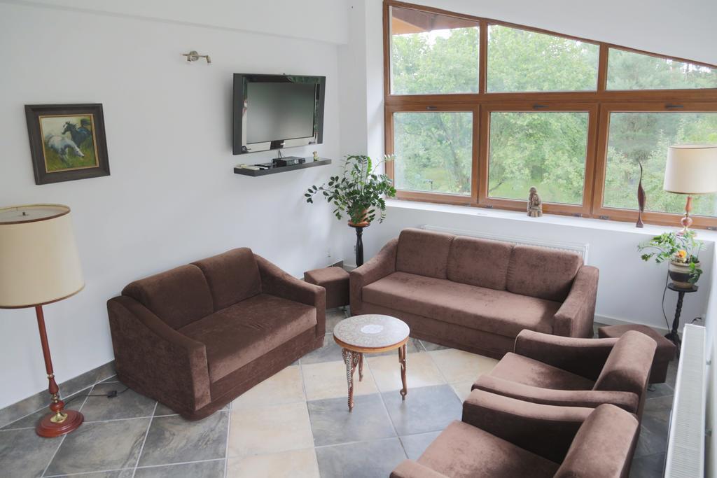 Willa Maksymilian Bed And Breakfast Bydgoszcz Exterior foto